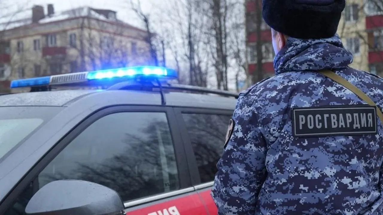 В Подмосковье у жителя столицы нашли 30 свертков с наркотиками