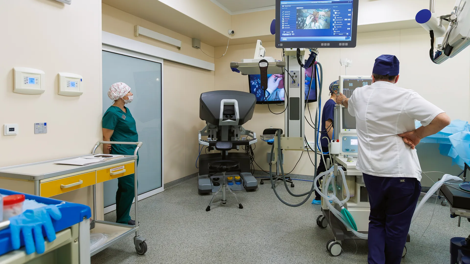 Загадка с кровью в моче: у девушки нашли не болезнь почек, а редчайший «сосудистый конфликт»