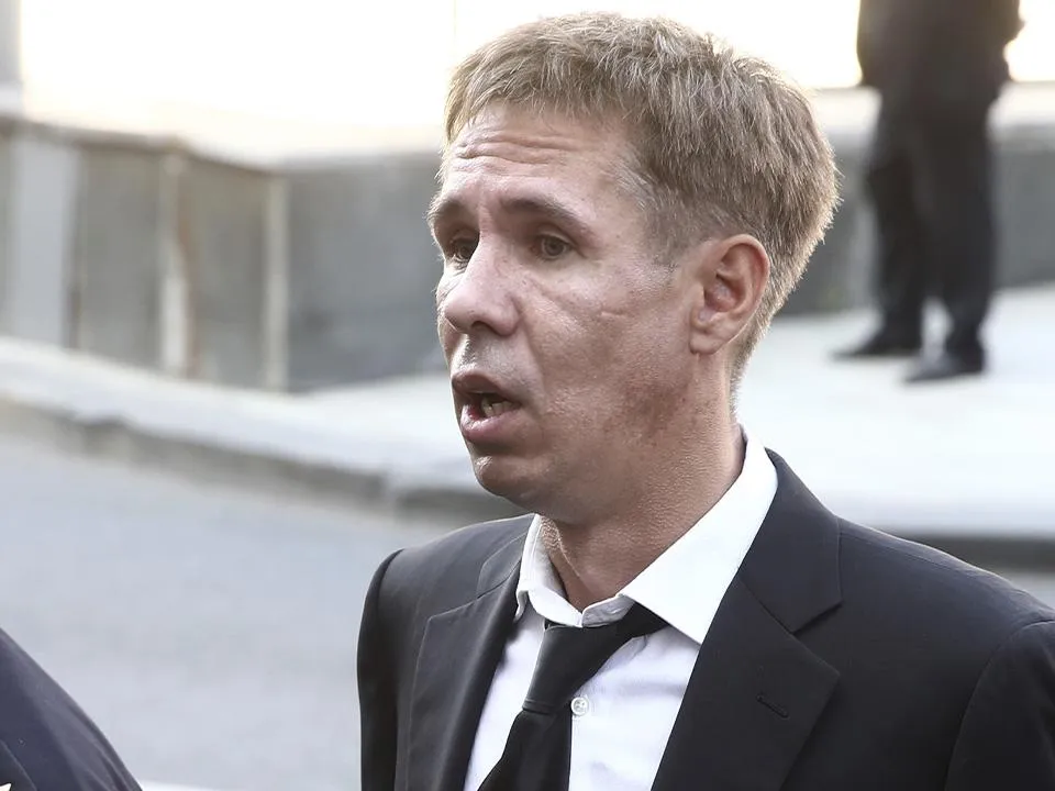 «В Древнем Риме ему пошло бы жить»: странному поведению Панина на интервью у Собчак нашлось объяснение