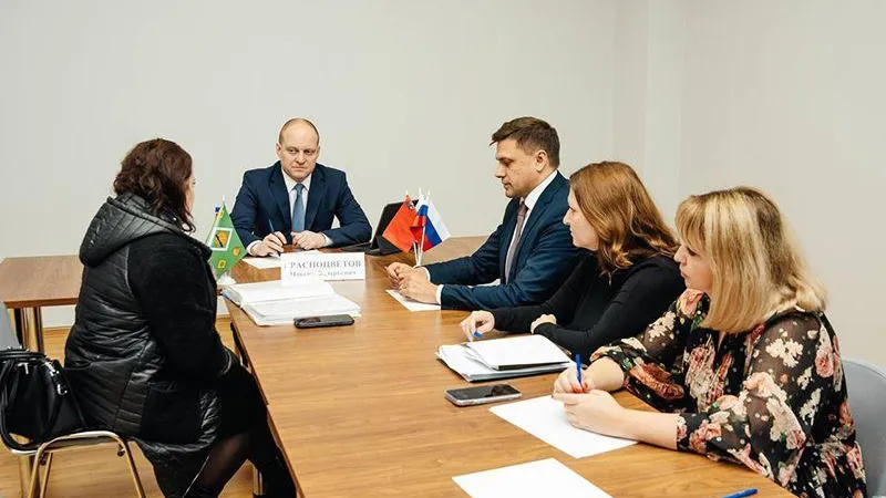 Глава округа Пушкинский обсудил на личном приеме волнующие жителей вопросы