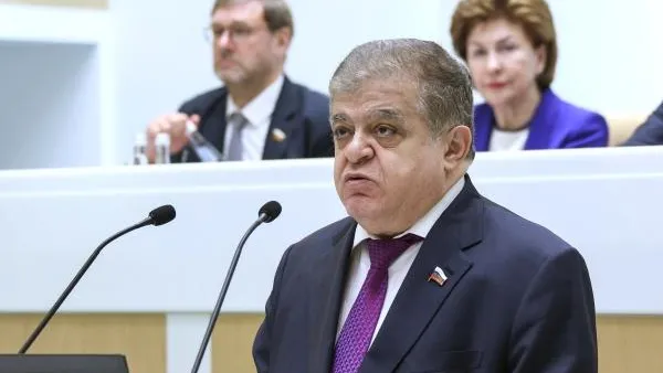 Сенатор Джабаров оценил слова Зеленского о подготовке новых ударов по России