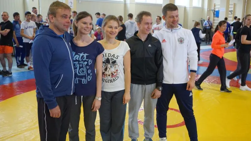 Глава Реутова и космонавт Максим Сураев сдали нормы ГТО