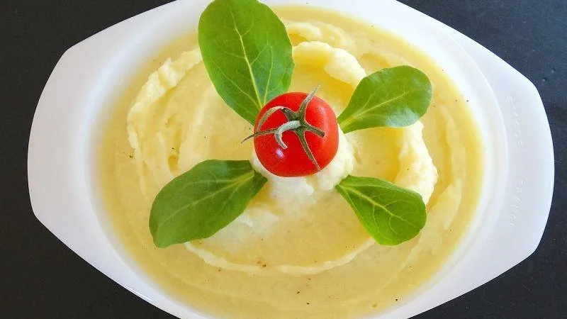 Врач из Видного: спиртное лучше всего закусывать картофельным пюре