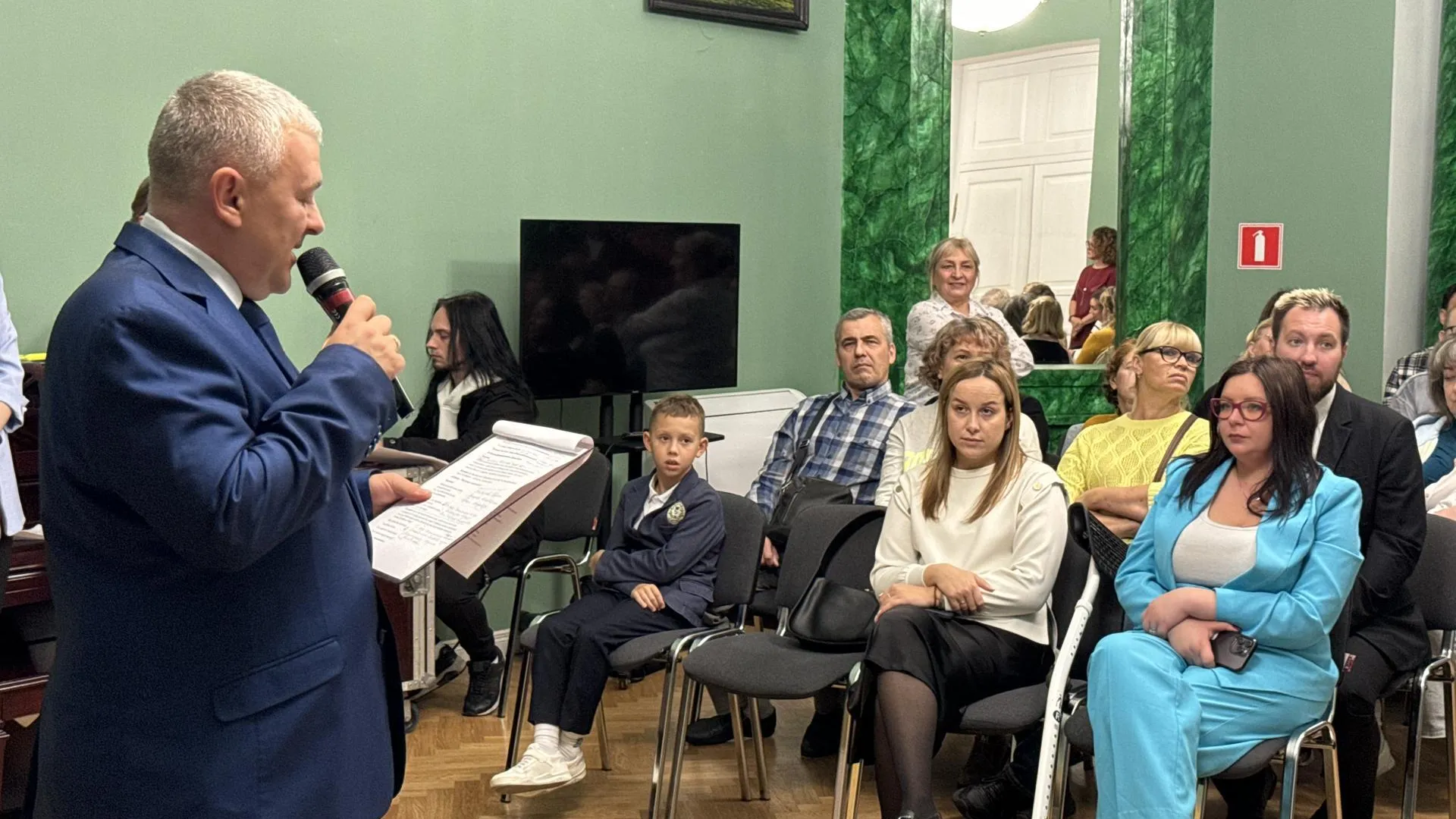 Международный день глухих отметили в Красногорске в усадьбе Знаменское-Губайлово