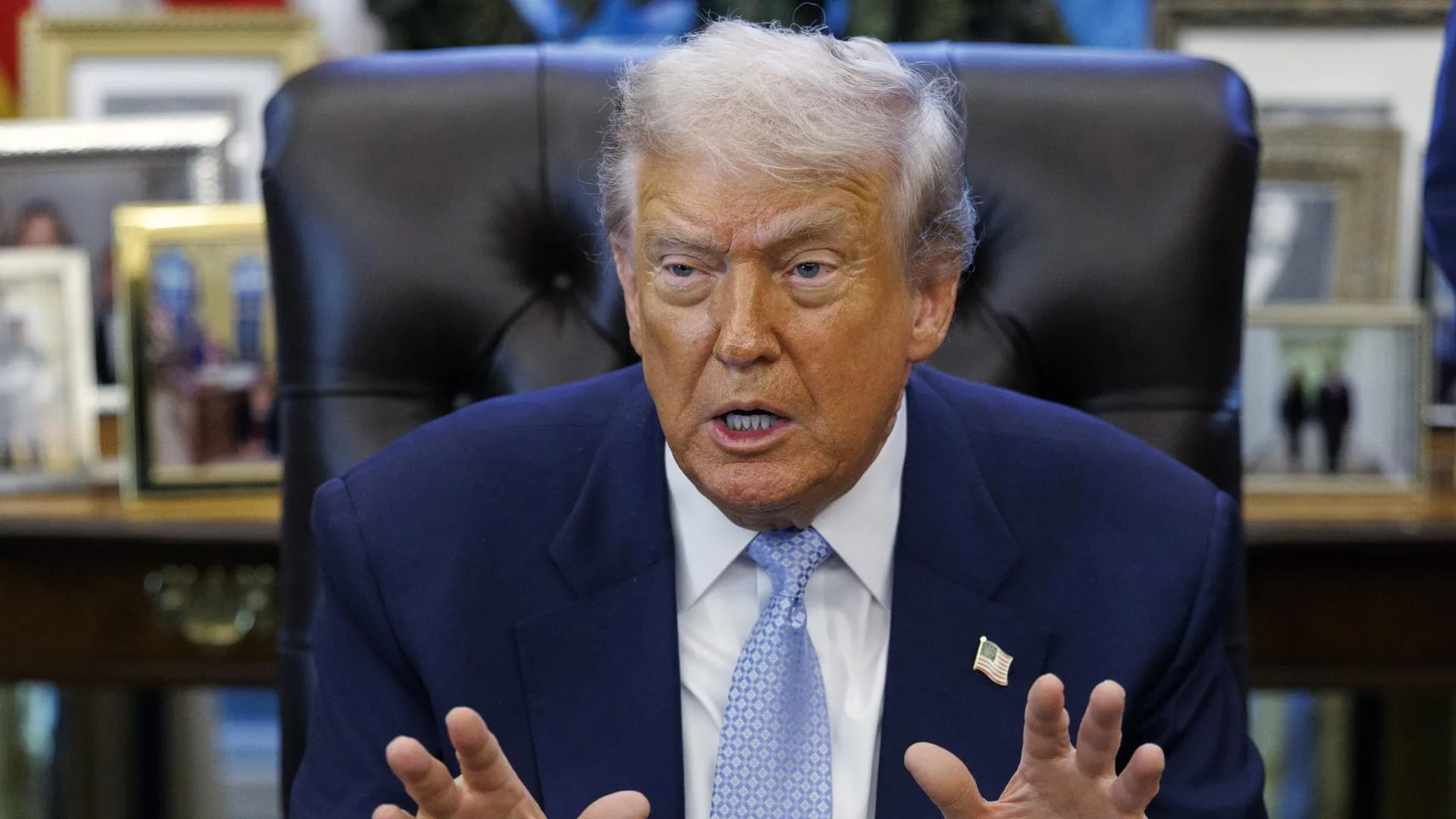 Will Oliver — Pool via CNP/Consolidated News Photos