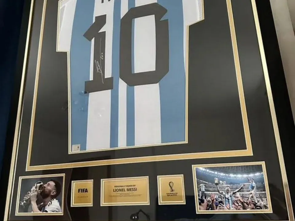 Фото: городская доска объявлений