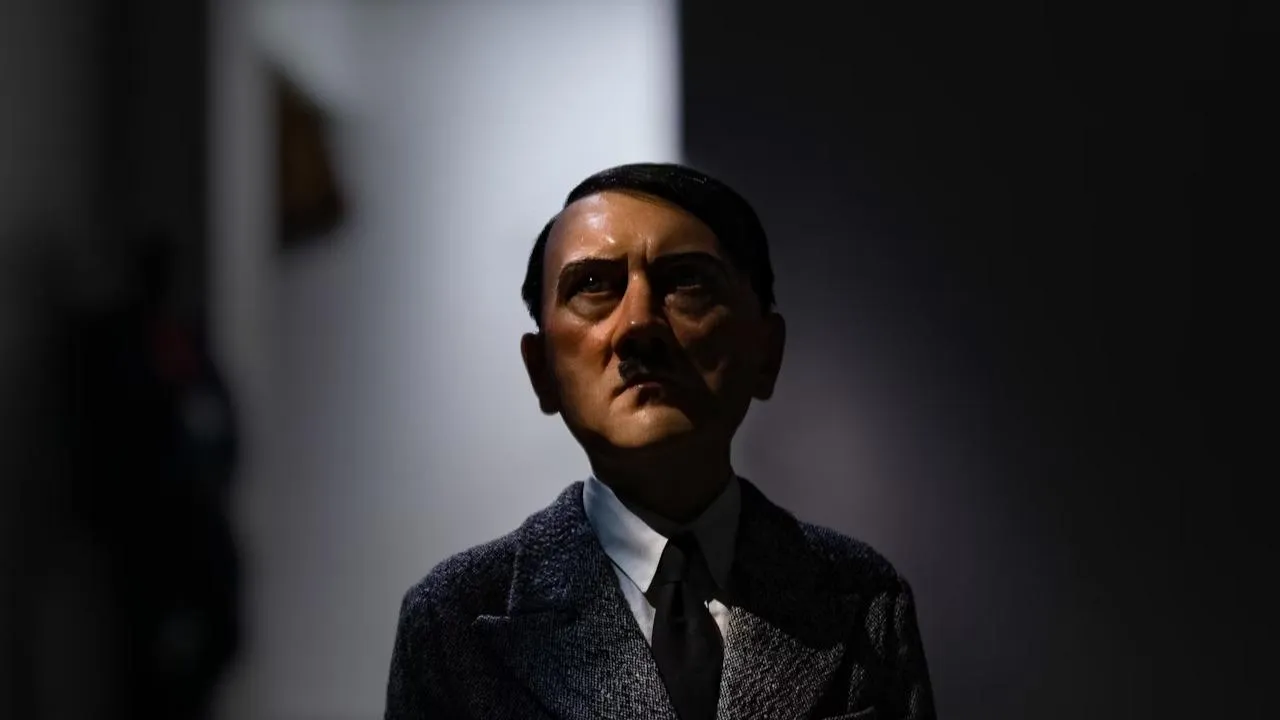 ФСБ обнародовала архивы о последних часах Гитлера