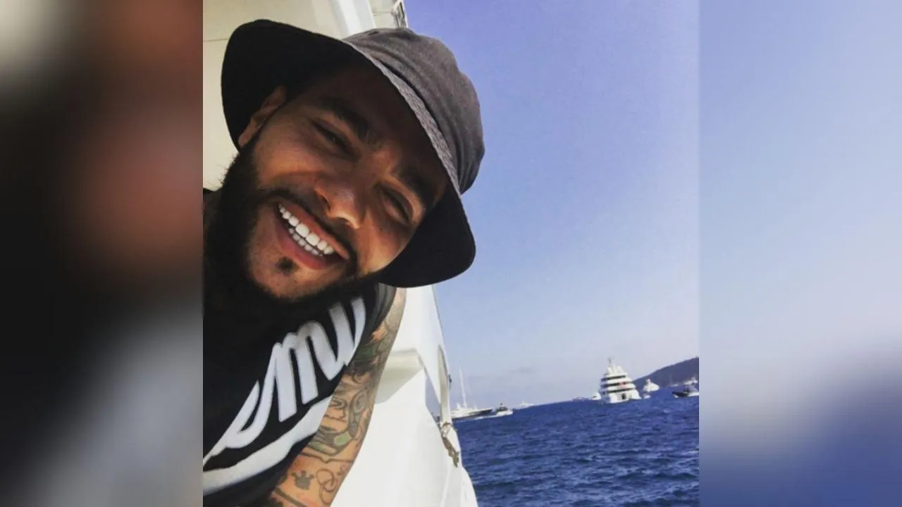 В Сети появилось видео с подтверждением беременности возлюбленной Тимати