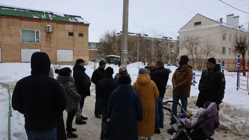 Крыша одного из домов в Серпухове начала протекать после некорректной чистки кровли