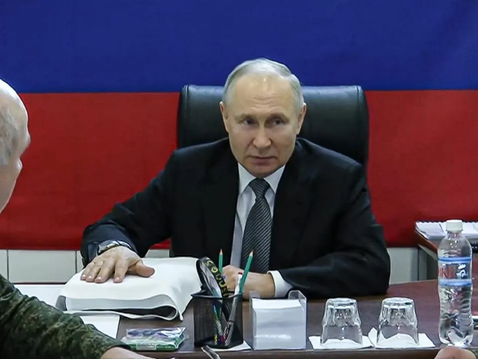 Политолог Ярошенко объяснил, зачем Путин посетил ЛНР