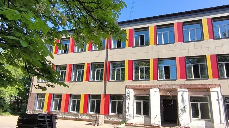 В Щелкове наполовину завершили капремонт пятой школы