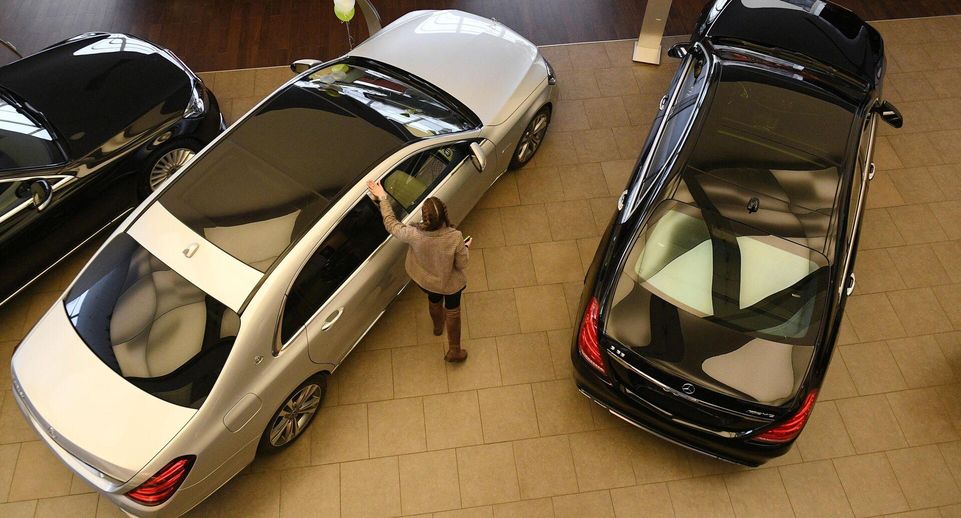 Автоэксперт Осипов назвал логичным повышение госпошлин для автомобилистов