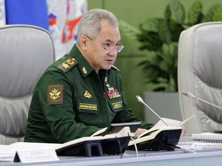 Политолог рассказал, зачем Шойгу приехал в зону СВО