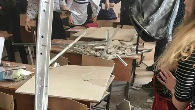История с рухнувшим в школе Ступино потолком стала уголовной