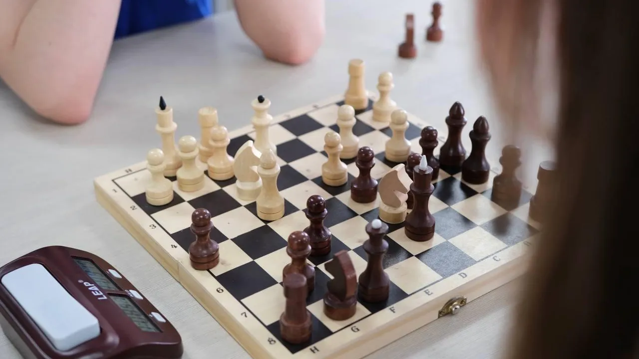 Данила Новак