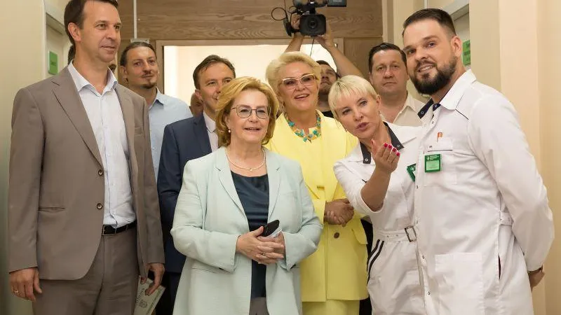 Дубну посетила руководитель ФМБА России и заключила договор о сотрудничестве