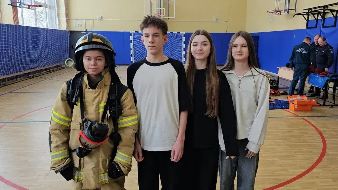 Александр Дрожжин