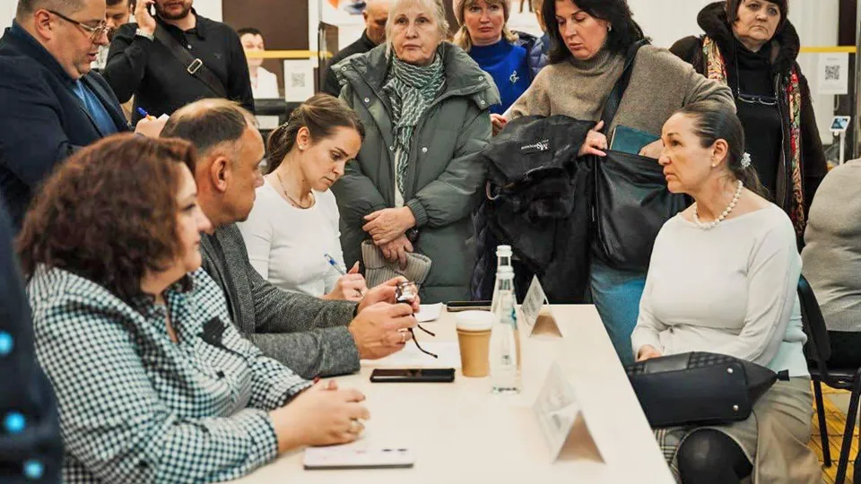 Выездная администрация в поселке Биокомбината Фото: пресс-служба администрация городского округа Лосино-Петровский