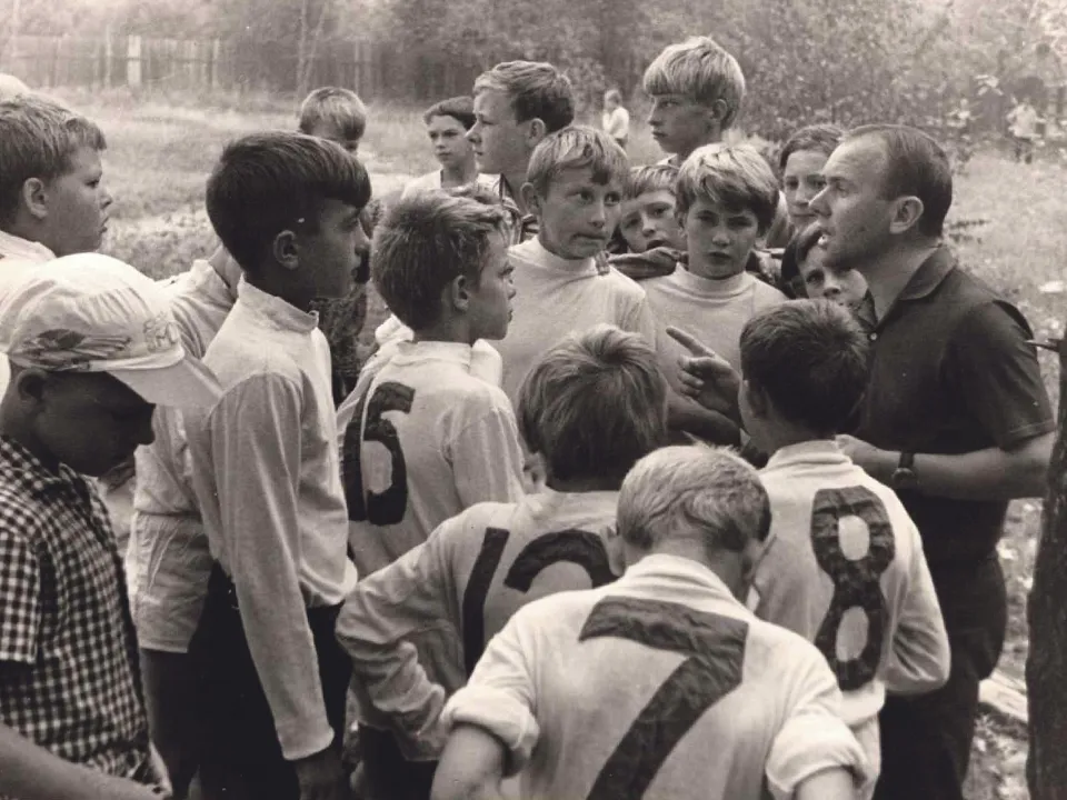 Один из основателей династии — тренер по футболу и хоккею Анатолий Козлов. Фото: личный архив Нины Козловой