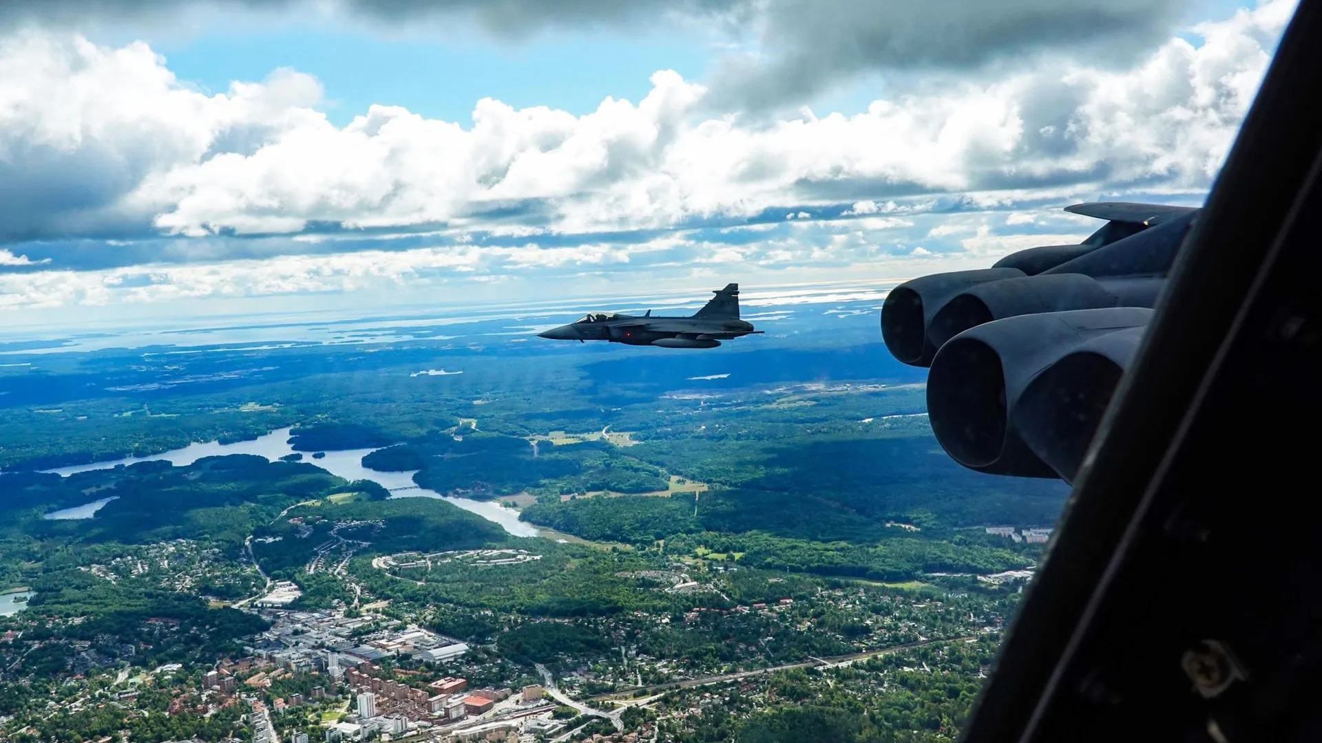Senior Airman Michael Richmond/Keystone Press Agency