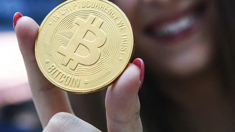 Женщины стали больше интересоваться криптовалютой