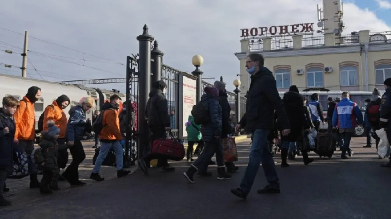 Вглубь, а не вширь: Мэр Воронежа поделился тактикой ликвидации депрессивных застроек