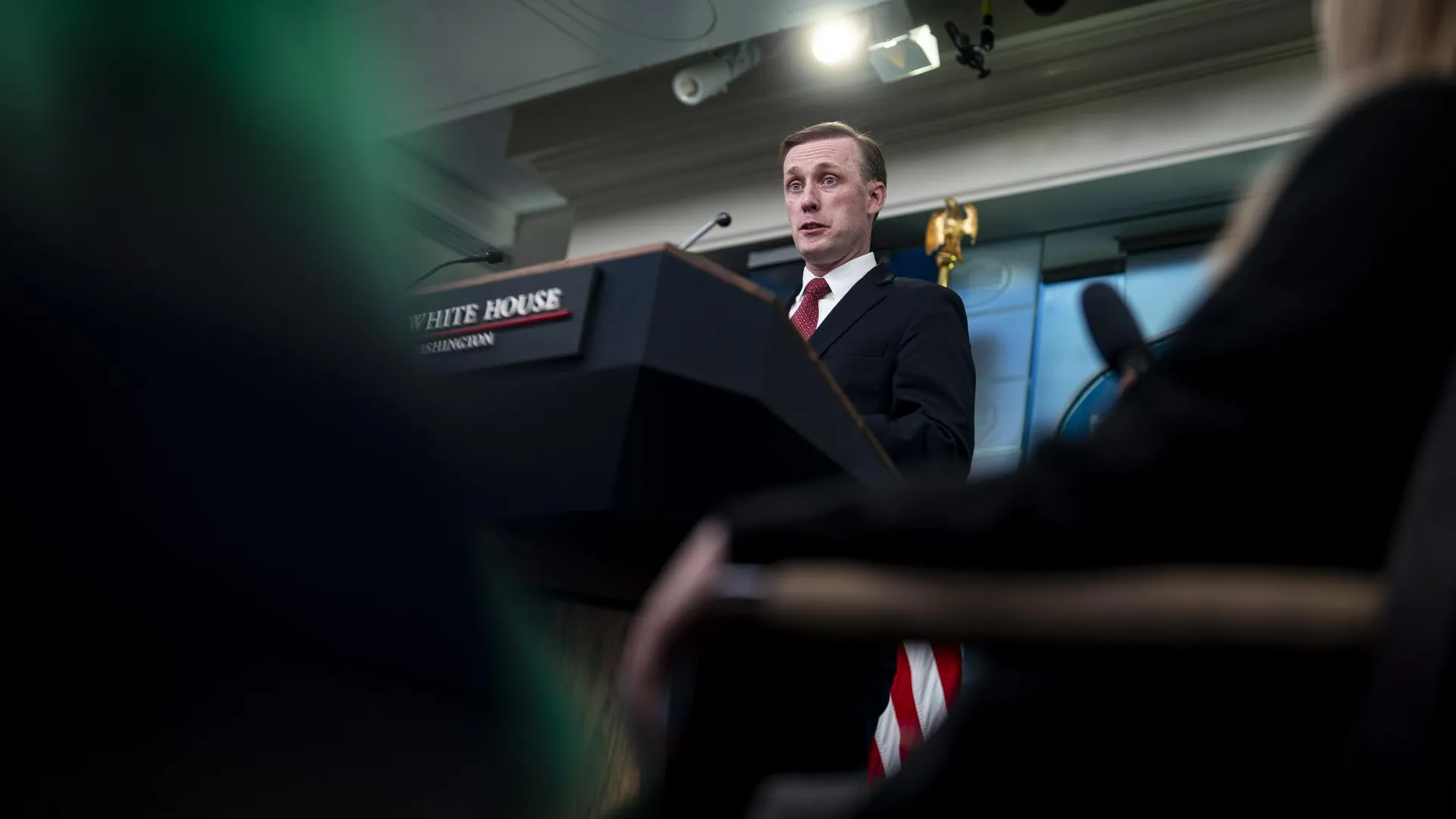 Помощник президента США по нацбезопасности Джейк Салливан на брифинге / Al Drago — Pool via CNP / Keystone Press Agency