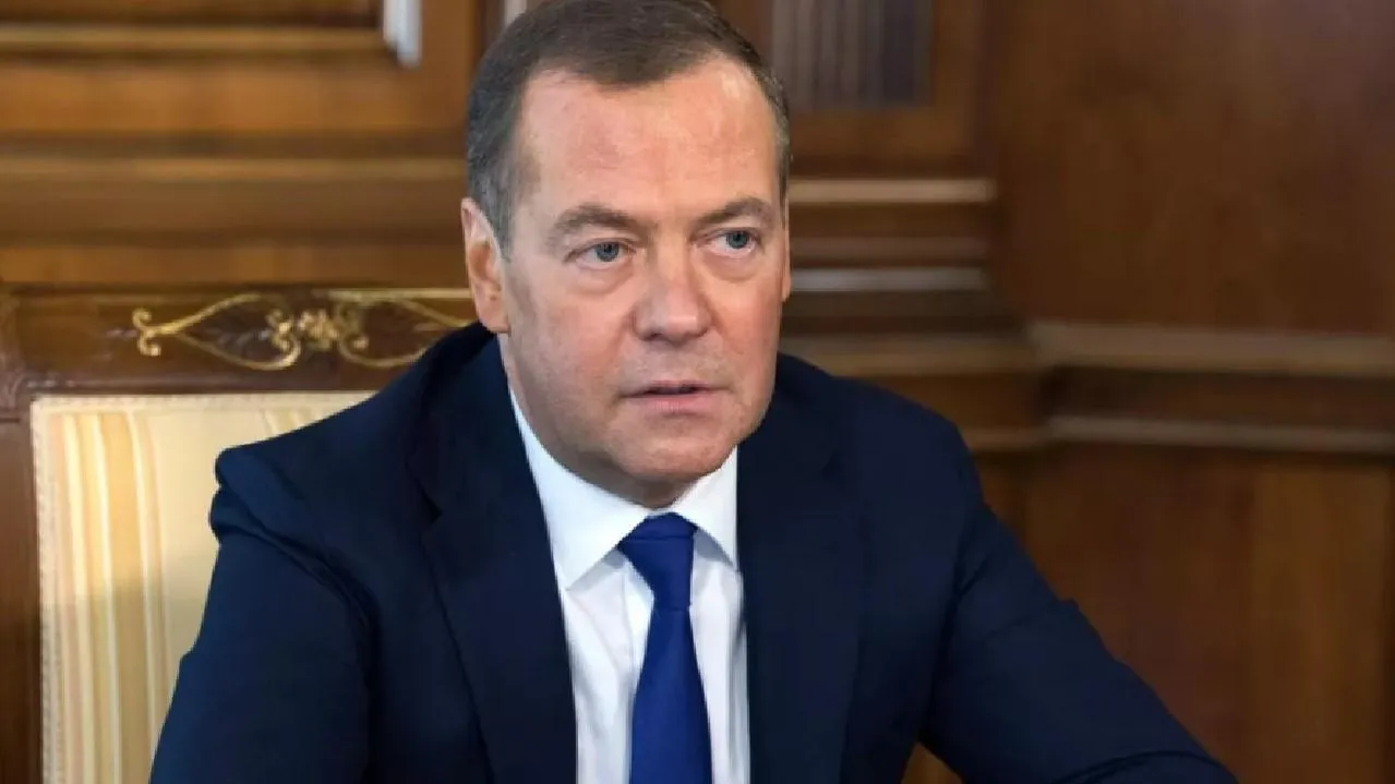 Медведев задался вопросом о лояльности «Яндекса» России
