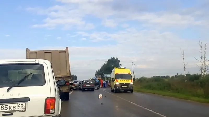 Смертельная автокатастрофа с тремя машинами произошла под Клином