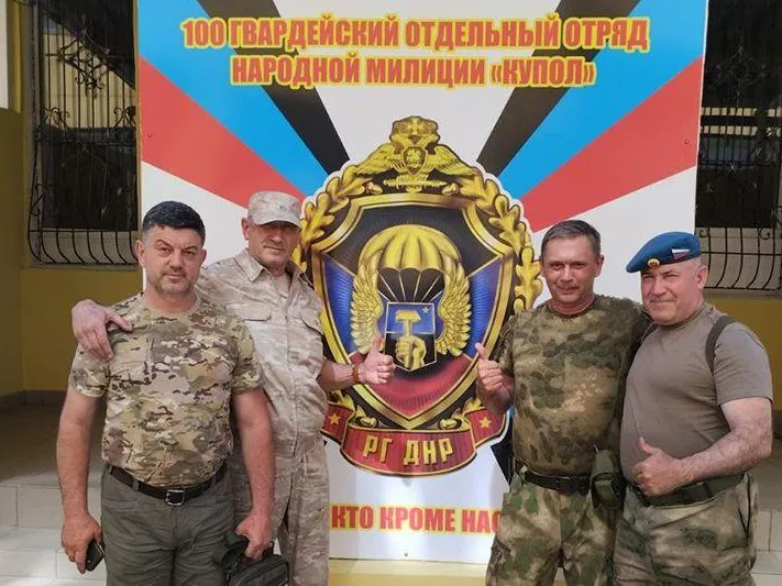 Деды Морозы-десантники поздравят детей Донбасса