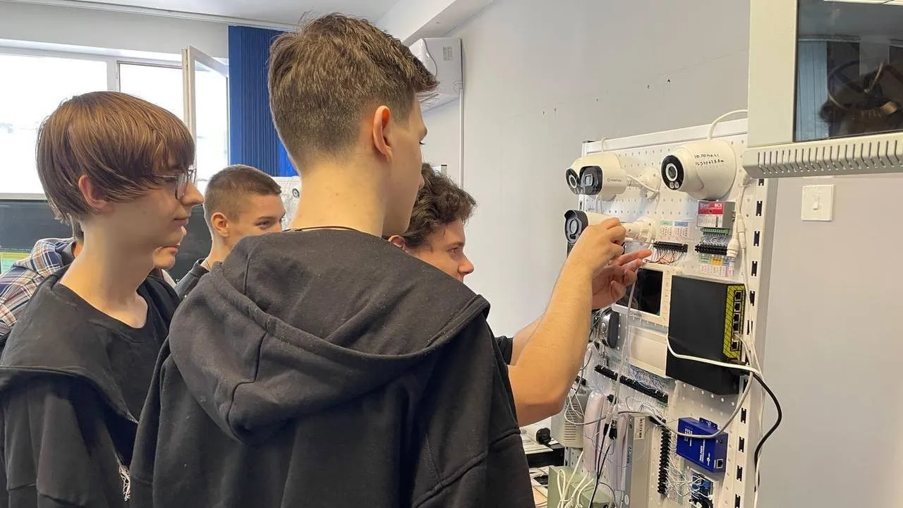 Бронницкий автомобильно-дорожный колледж