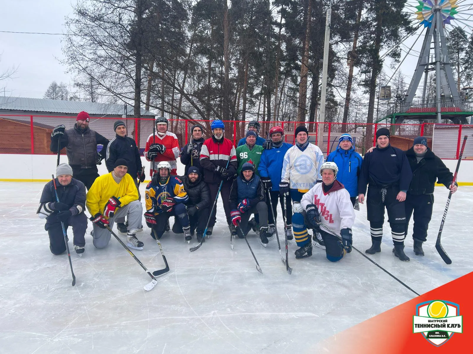 Валерий Павлович на хоккее