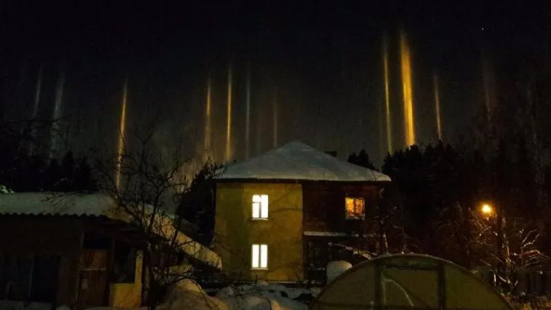 Световые столбы, как в Арктике, видели жители Сергиева Посада