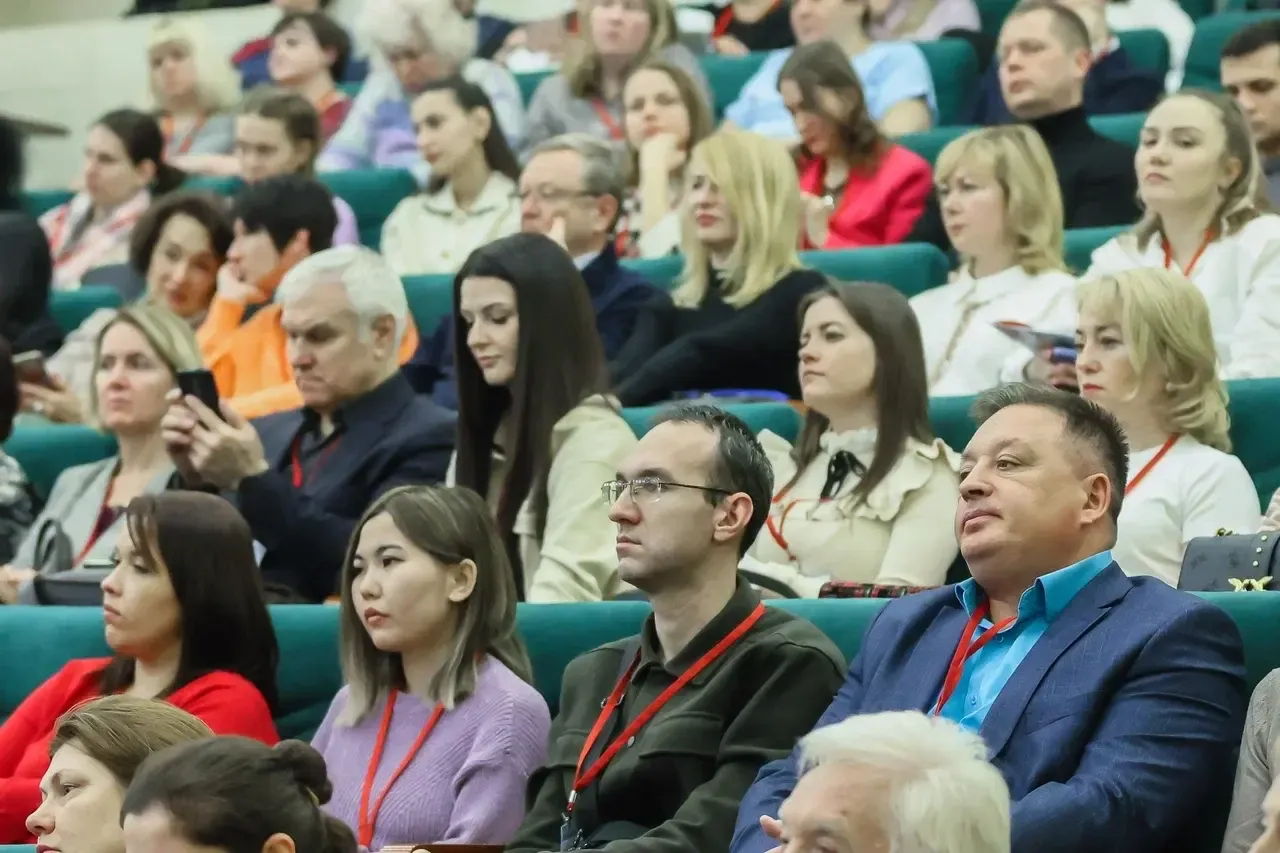 Константин Семенец