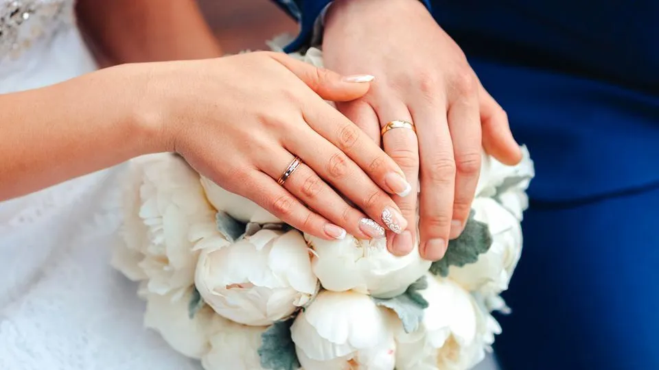 «Девушка, которой не существует». Никита Пресняков показал сгенерированный ИИ образ возлюбленной