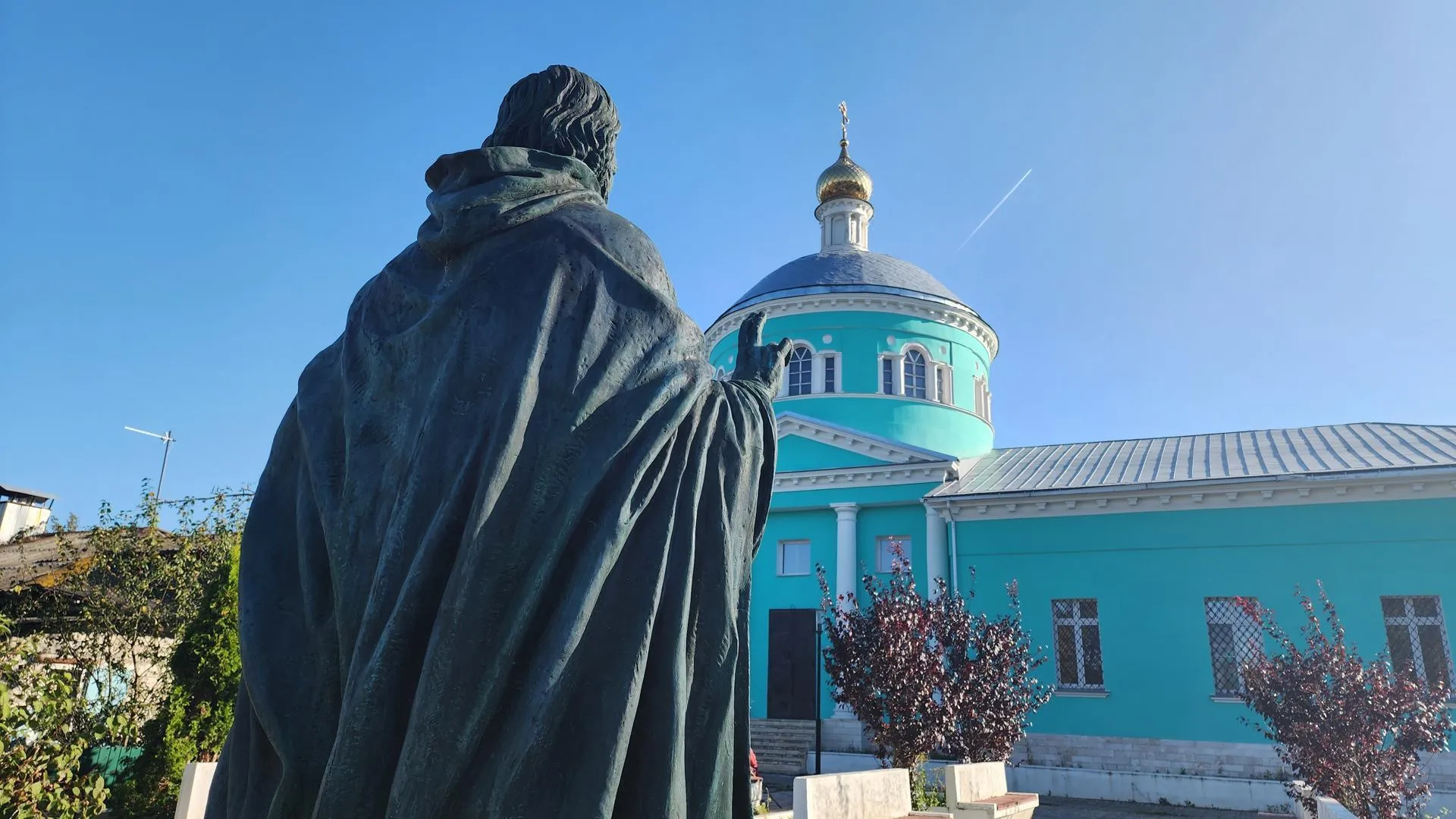 Иван Дубров