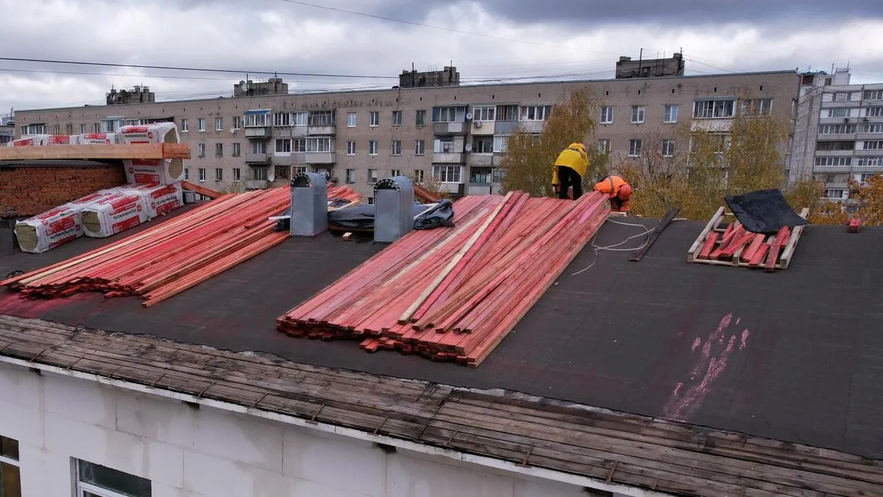 В подмосковном Дзержинском по нацпроекту капитально ремонтируется поликлиника