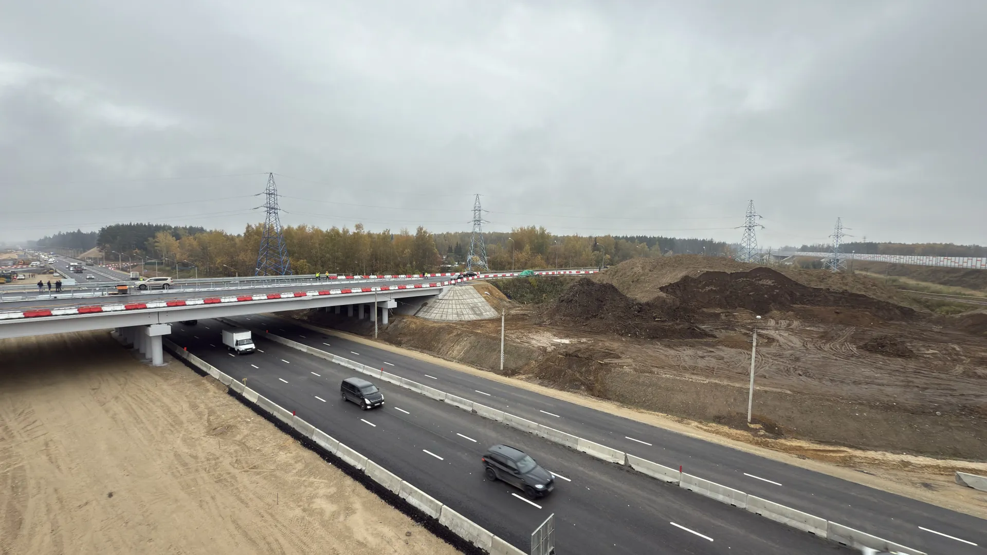 Строительство путепровода на пересечении с А-107 (Малым Московским кольцом)