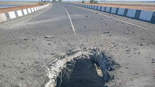 ВСУ взяли ответственность за ракетные удары по мостам, соединяющим Херсонщину и Крым