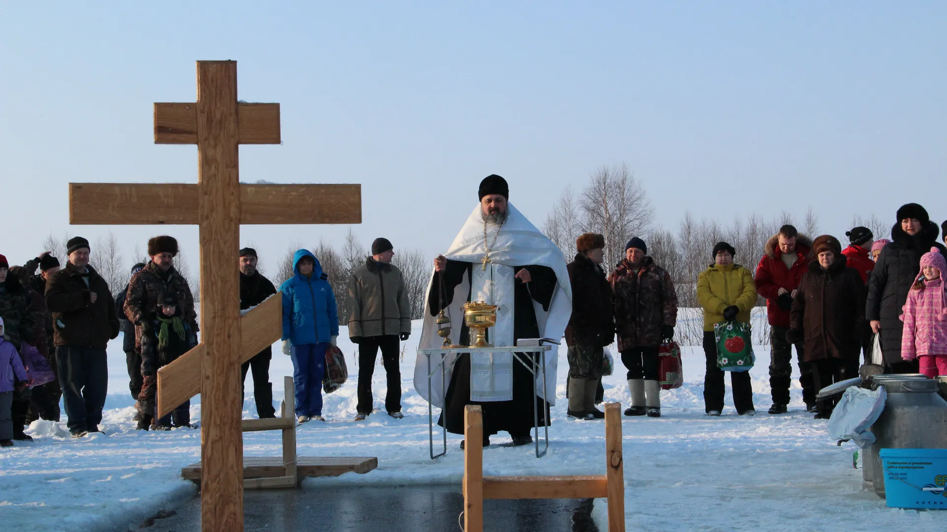 Минимальные преимущества: врач рассказала, почему окунание в прорубь раз в год не полезно