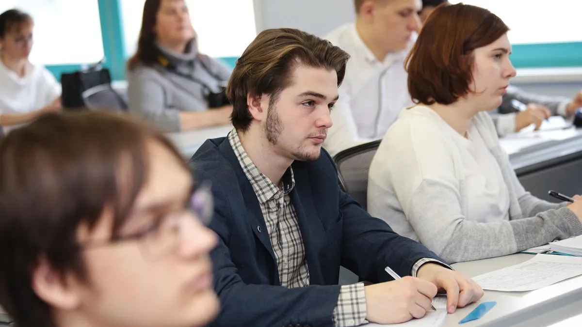 Одиннадцатиклассники из Московской области приняли участие в региональной диагностике по русскому языку