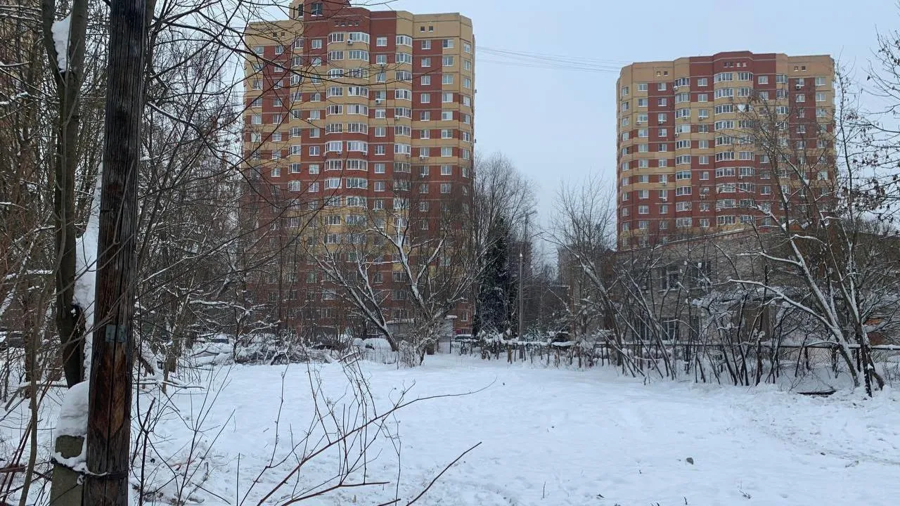 В Пушкино снесли аварийный жилой дом на Озерной улице