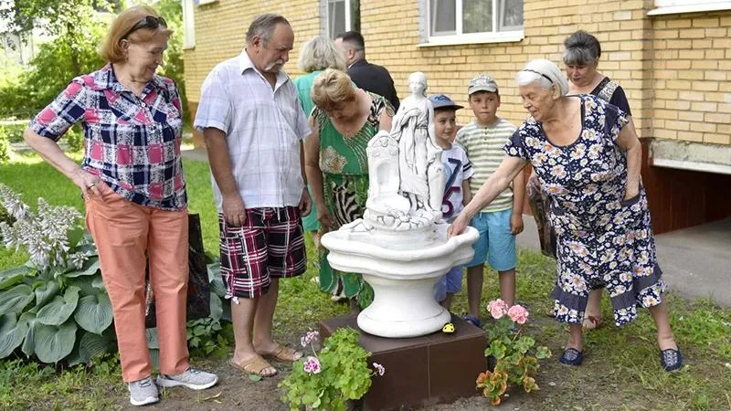 Жители Химок выиграли фонтан, который установили во дворе