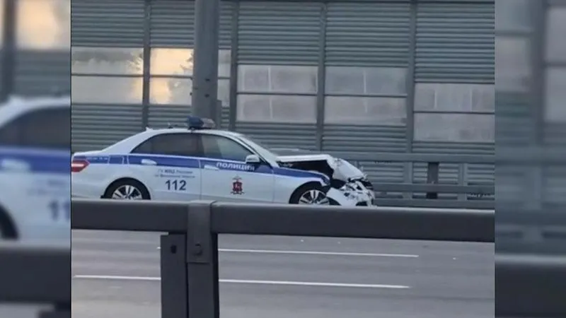 Mercedes ДПС попал в аварию в Королеве