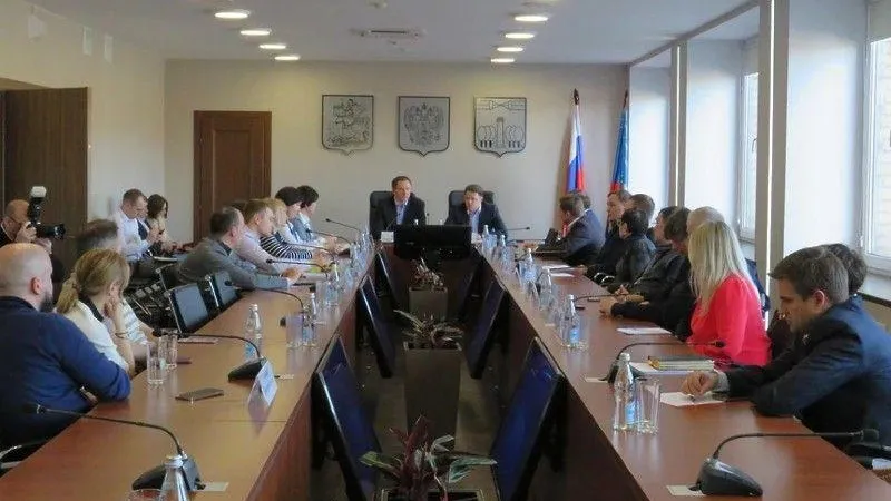 Меры поддержки операторов наружной рекламы обсудили в Красногорске