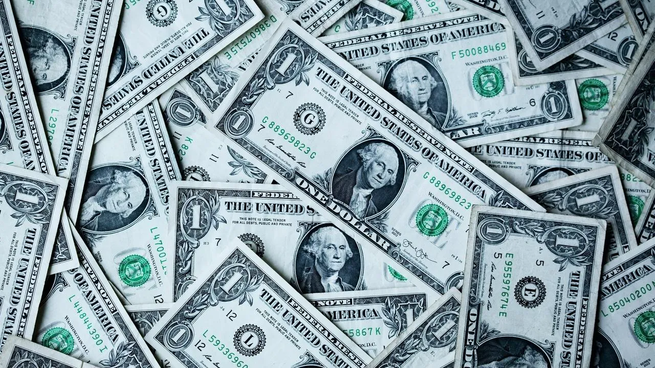 В окружении Бибера прокомментировали информацию о его тяжелом финансовом положении