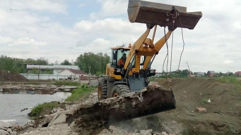 Русло реки Береженки, нарушенное неизвестными, восстановили в Ленинском районе