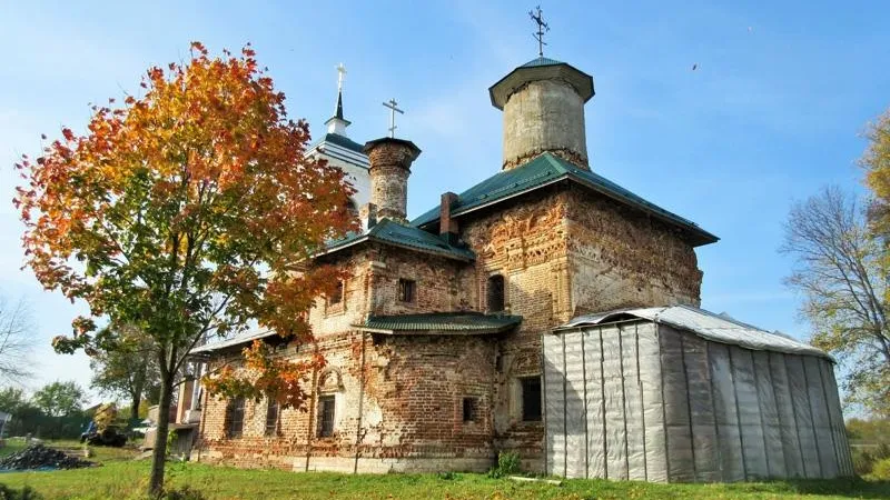 Патриарший храм в селе под Можайском