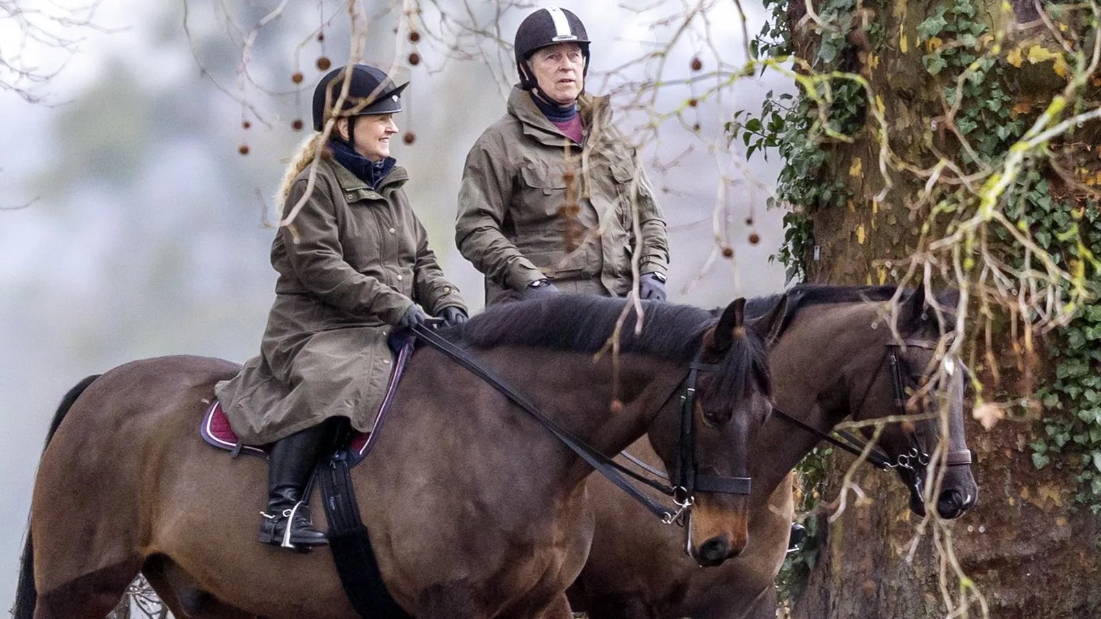Эндрю Маунтбеттен-Виндзор катается верхом в Беркшире, 17 января 2026 года. Marcin Nowak