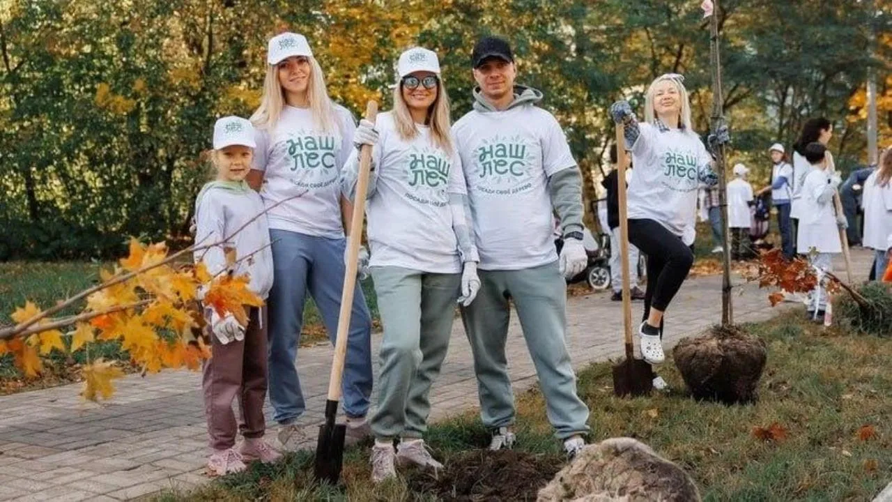 Более 142 тысяч сеянцев и саженцев высадили в Подмосковье в рамках акции «Наш лес. Посади свое дерево»